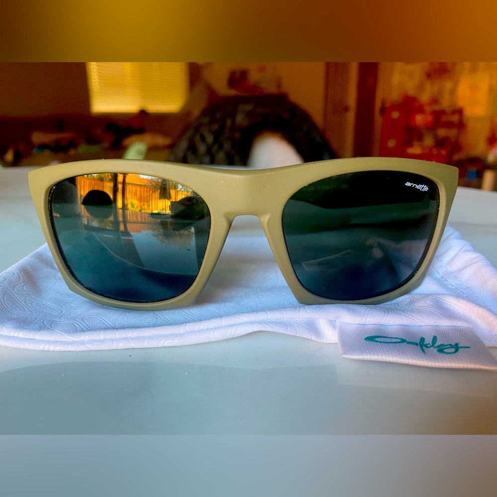 Arnette Dibs Unisex Sunglasses Matte Olive Green